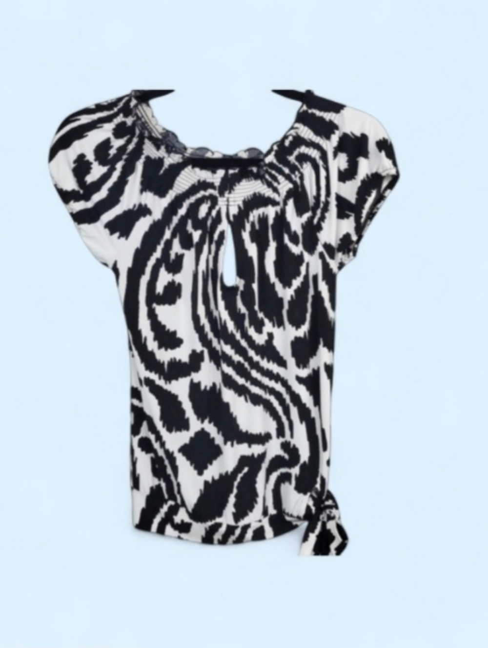White House Black Market Black and White Printed Short Sleeve Blouse w/ Side-tie